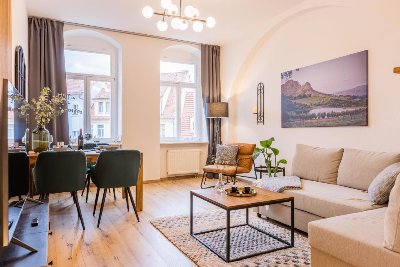 Fynbos Apartments Theaterblick, Historisch & Stilvoll, Parkplatz マイセン エクステリア 写真