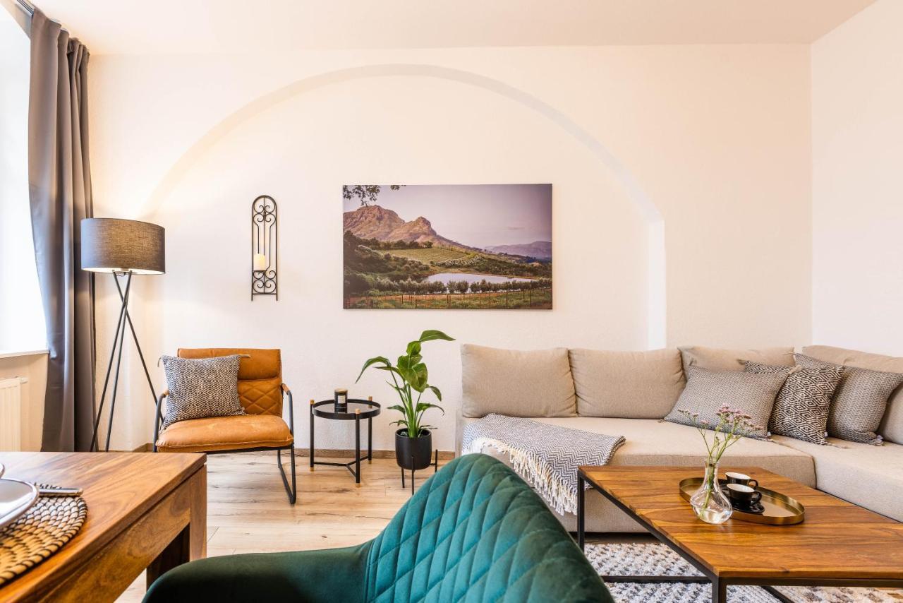 Fynbos Apartments Theaterblick, Historisch & Stilvoll, Parkplatz マイセン エクステリア 写真
