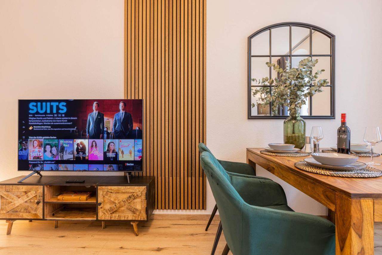 Fynbos Apartments Theaterblick, Historisch & Stilvoll, Parkplatz マイセン エクステリア 写真