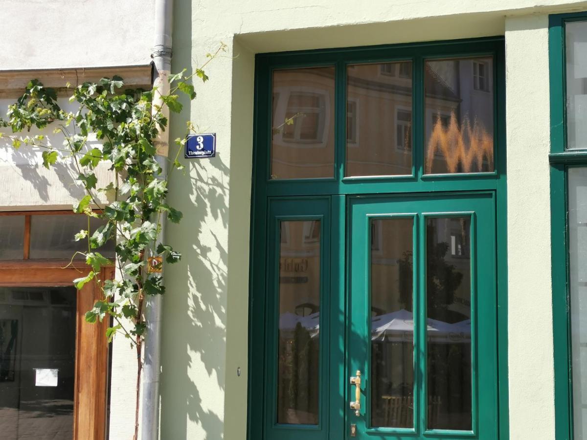 Fynbos Apartments Theaterblick, Historisch & Stilvoll, Parkplatz マイセン エクステリア 写真